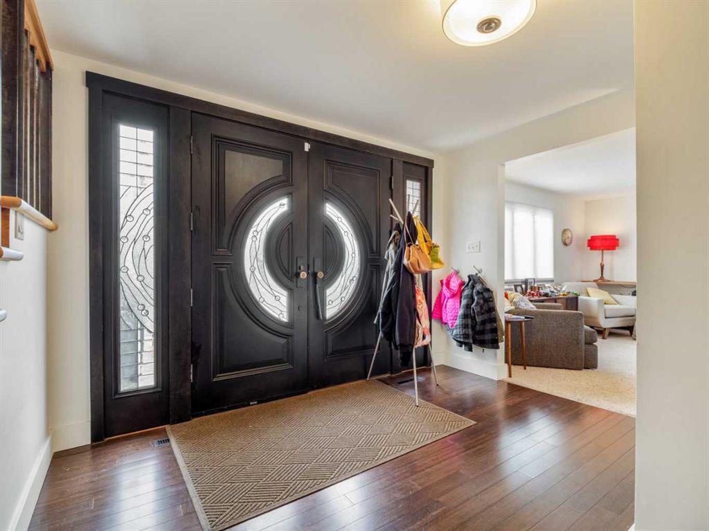 Picture for 2114 17 Avenue S