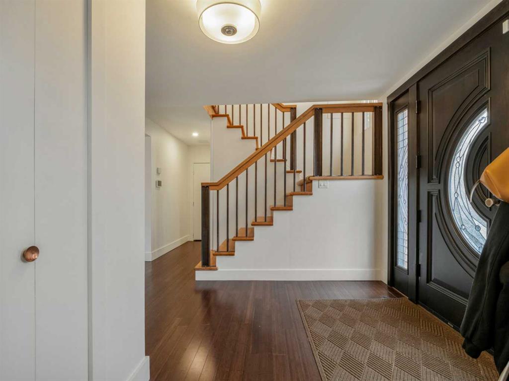 Picture for 2114 17 Avenue S