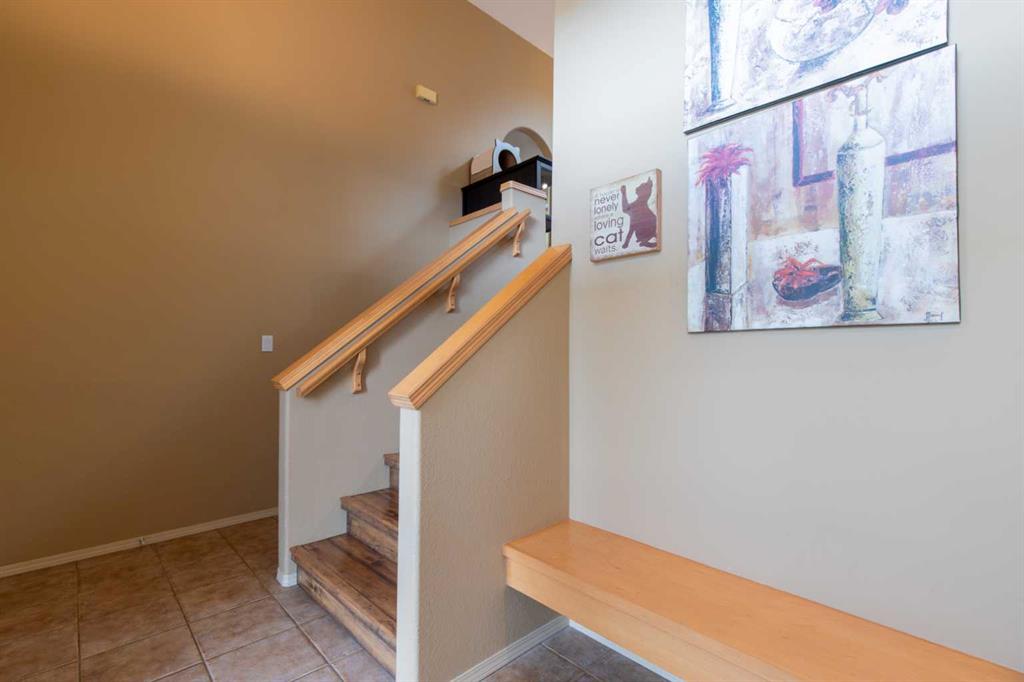 Picture for 73 Heritage Circle W