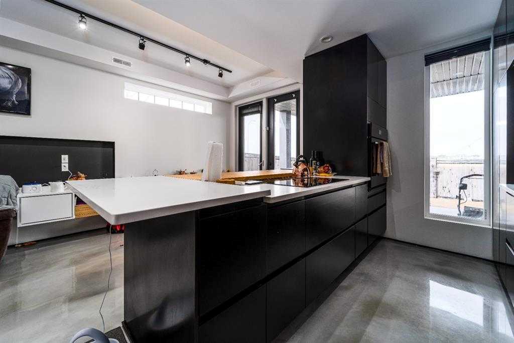 Picture for 2 (back), 351 Skeena Crescent W