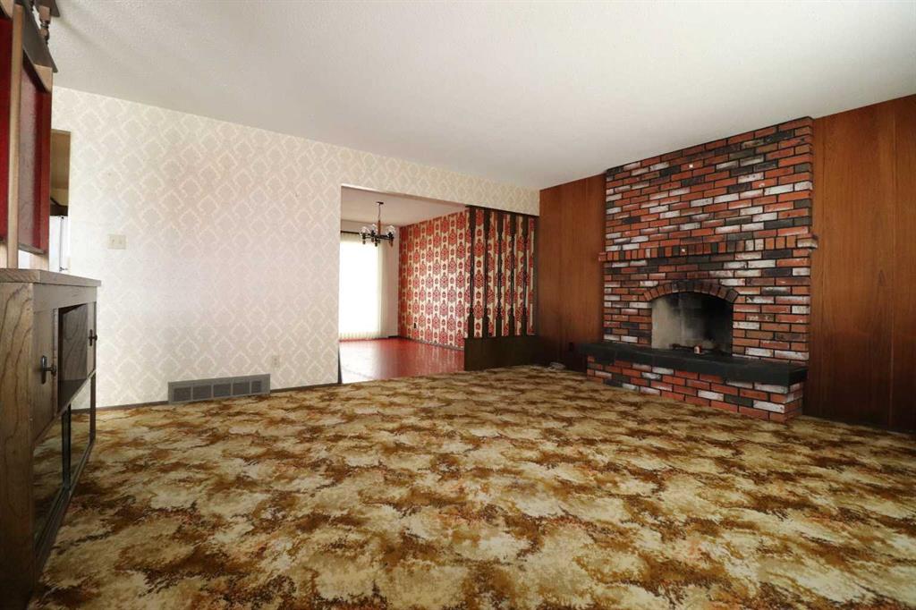 Picture for 2422 16 Street N