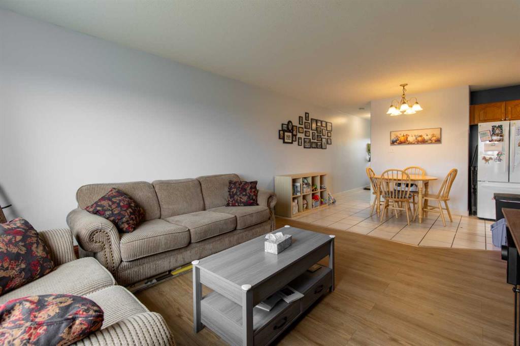 Picture for 39 Blackfoot Boulevard W