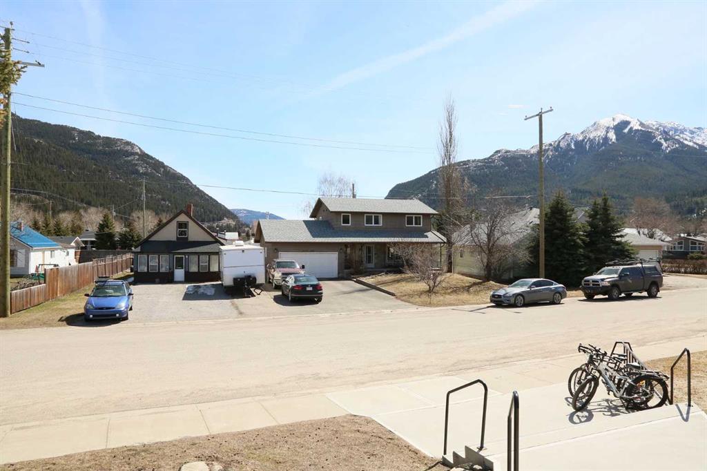 Picture for 2117 127 Street 