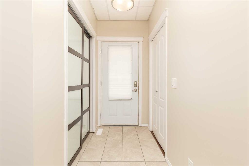 Picture for 31, 47 Keystone Terrace W