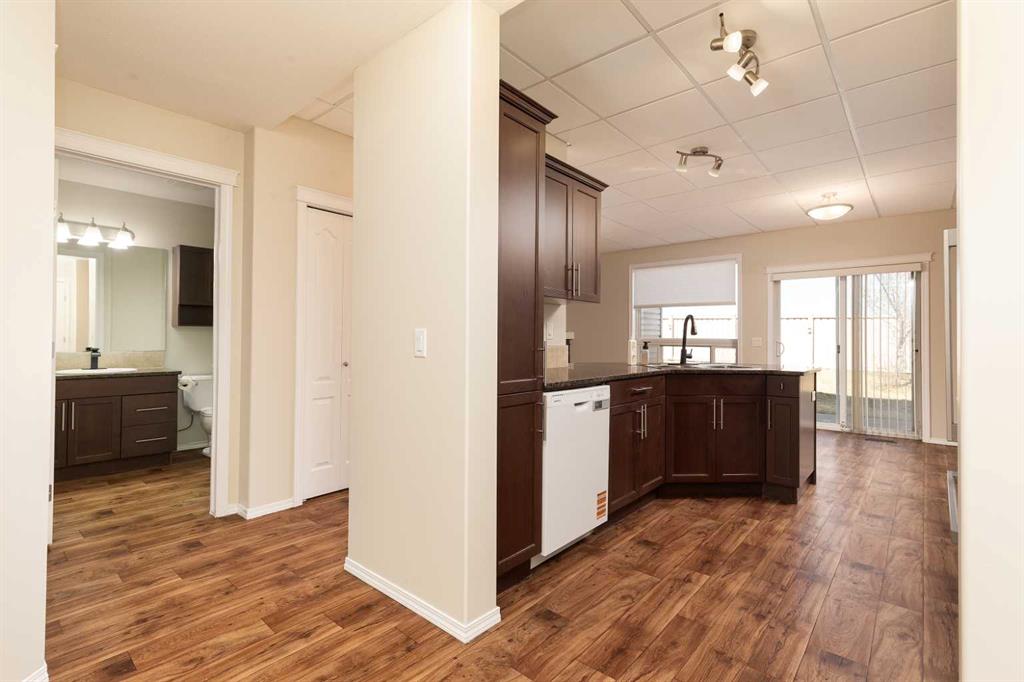 Picture for 31, 47 Keystone Terrace W