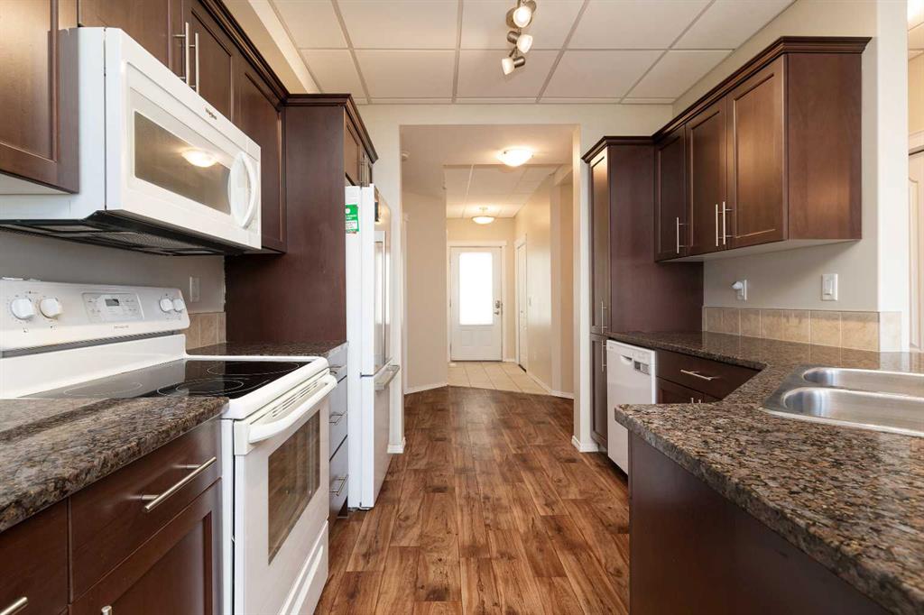 Picture for 31, 47 Keystone Terrace W