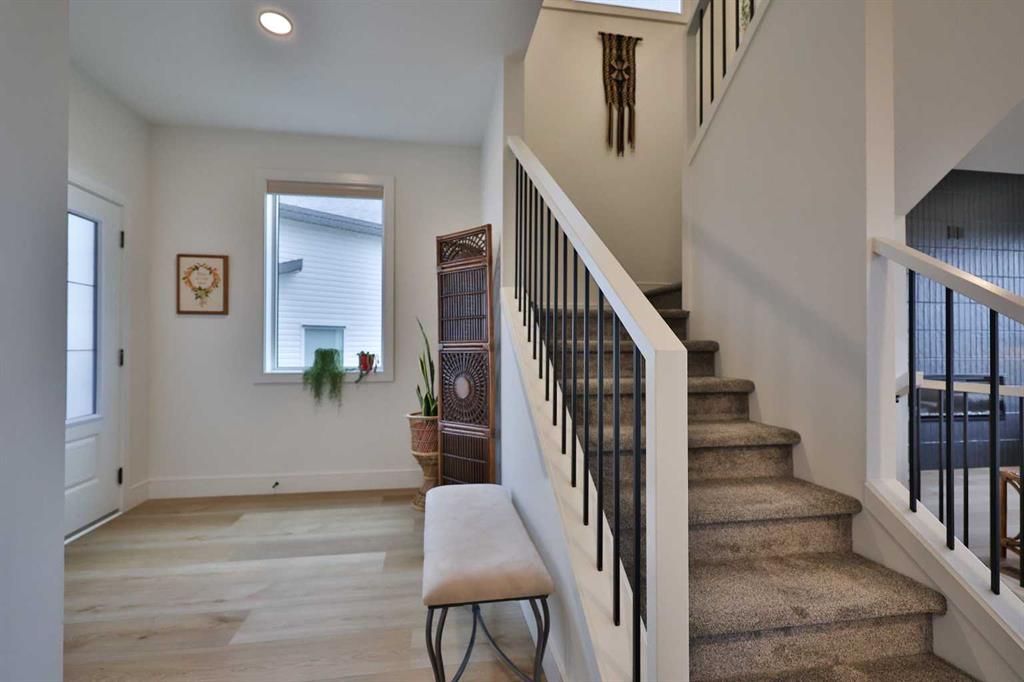 Picture for 42 Blackwolf Pass N