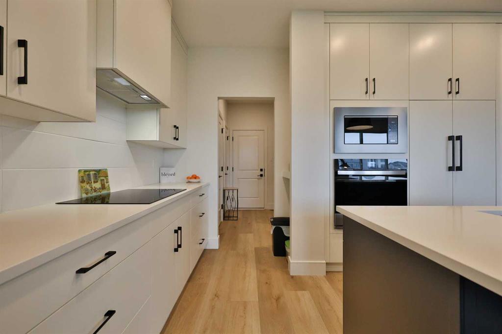 Picture for 42 Blackwolf Pass N