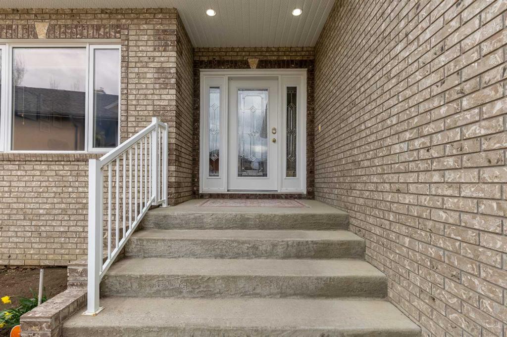 Picture for 630 Couleecreek Place S