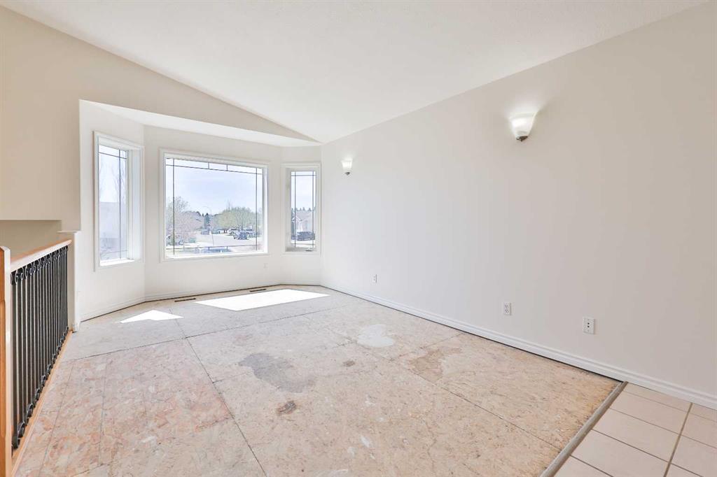 Picture for 406 Kodiak Boulevard N