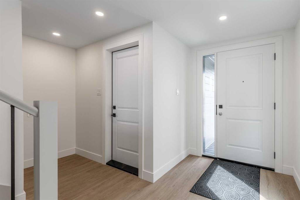 Picture for 550 Malahat Green W
