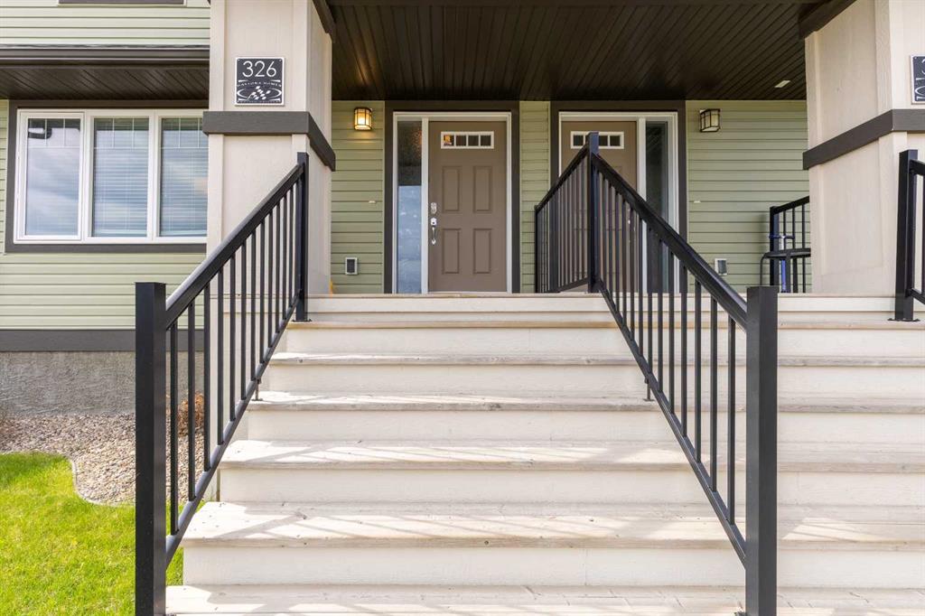 Picture for 326 Coalbanks Boulevard W