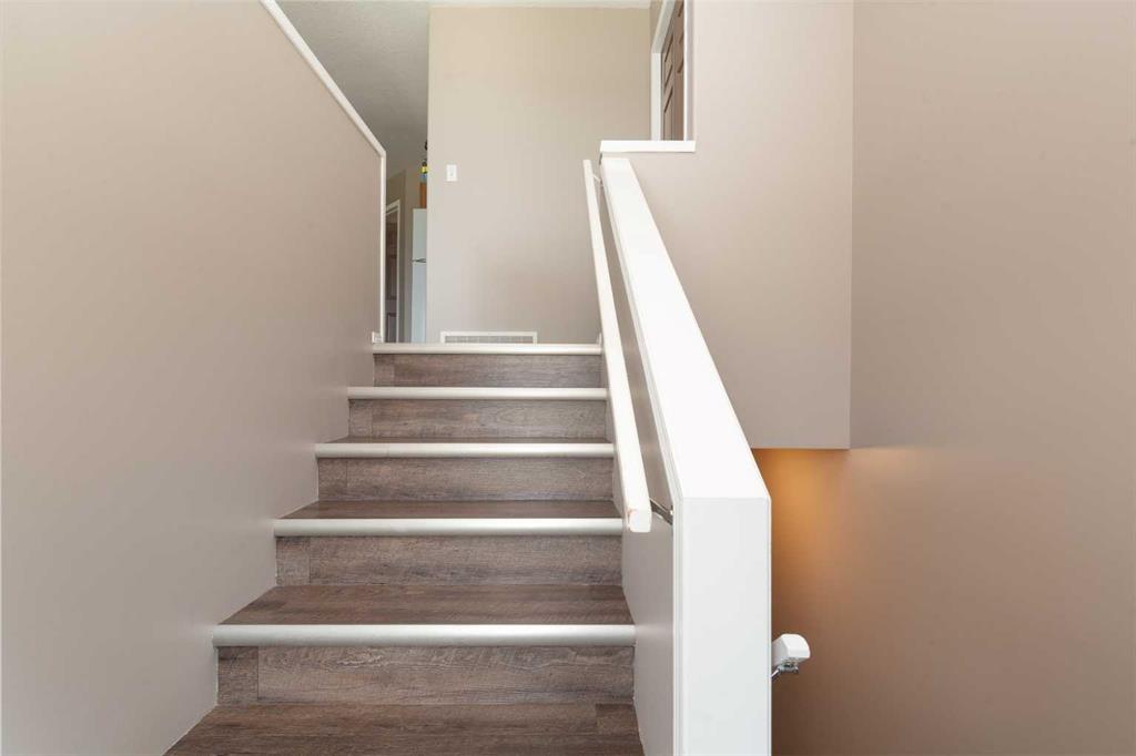 Picture for 15 Blackfoot Boulevard W