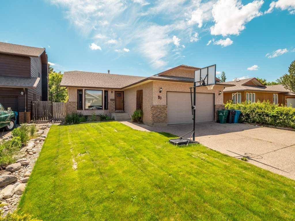 Picture for 51 Wildwood Crescent W