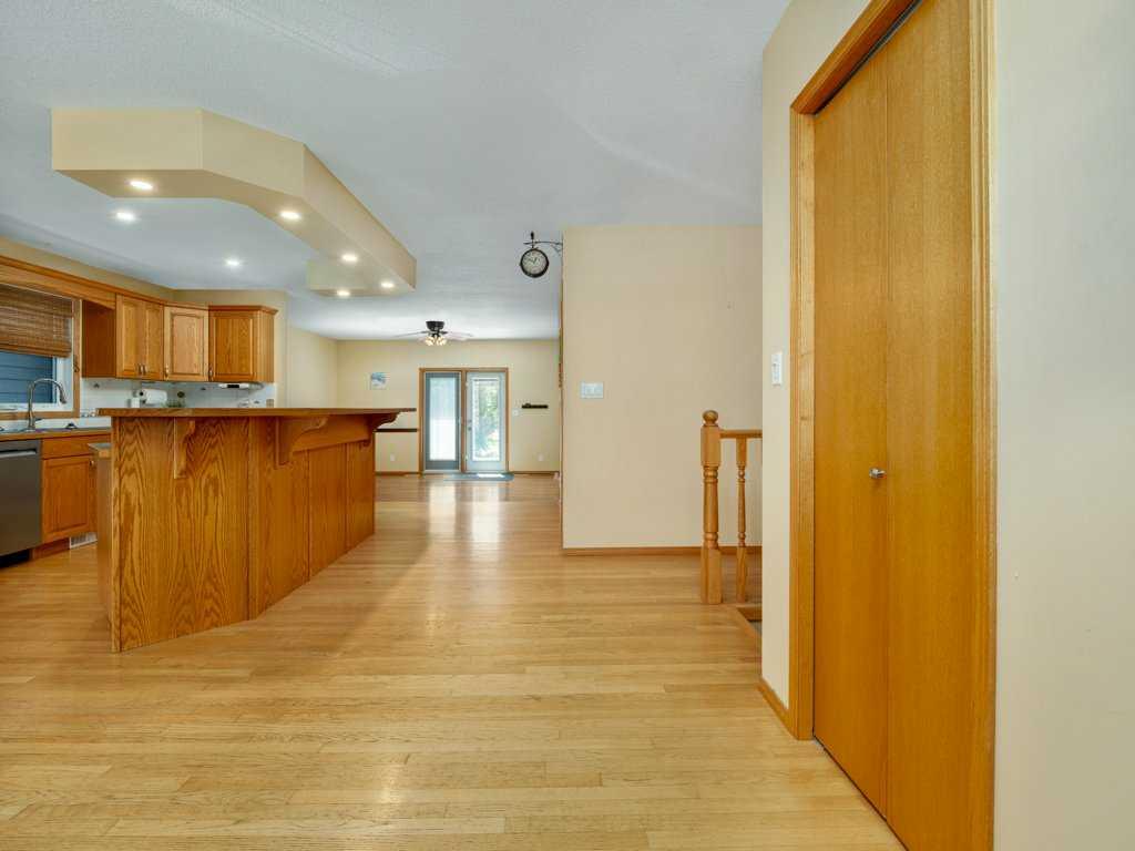 Picture for 51 Wildwood Crescent W