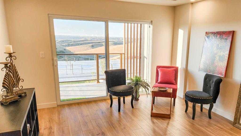 Picture for 331, 102 Scenic Drive N