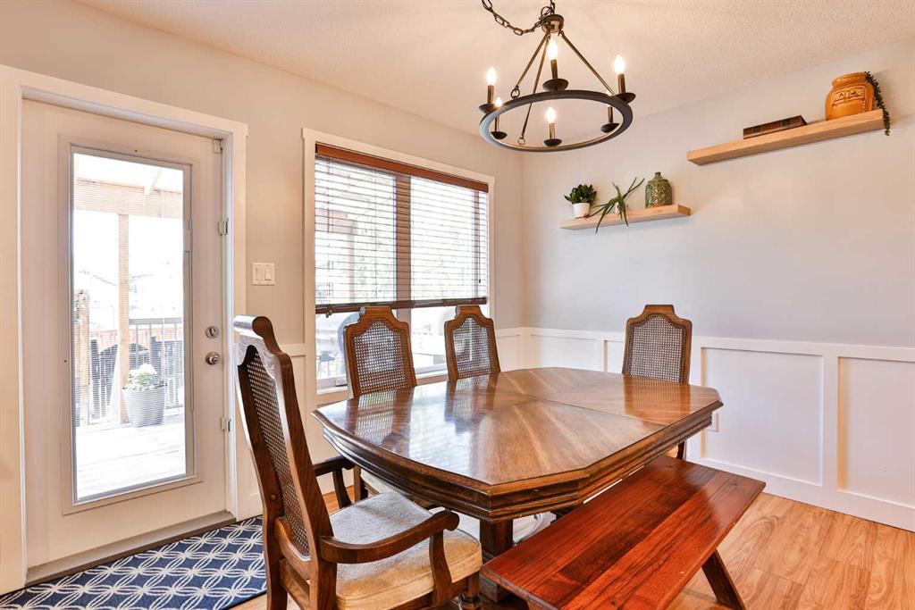 Picture for 287 Firelight Crescent W