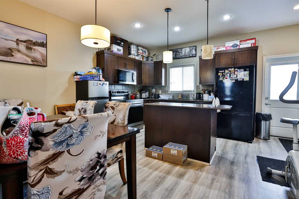 Picture for 227 Lynx Road  N