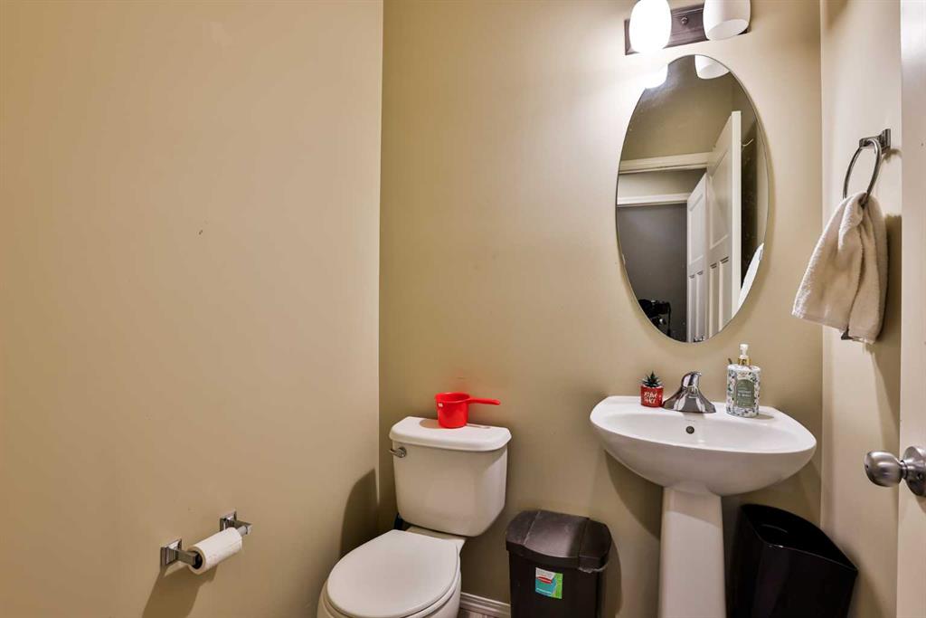 Picture for 227 Lynx Road  N