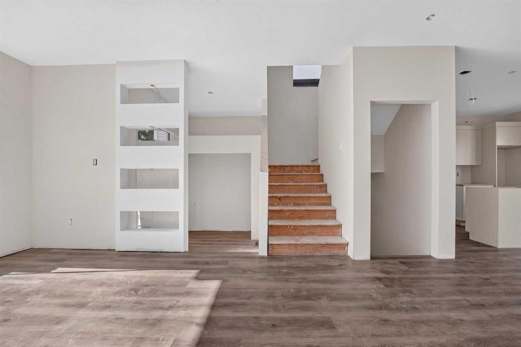 Picture for 925 7 Street S