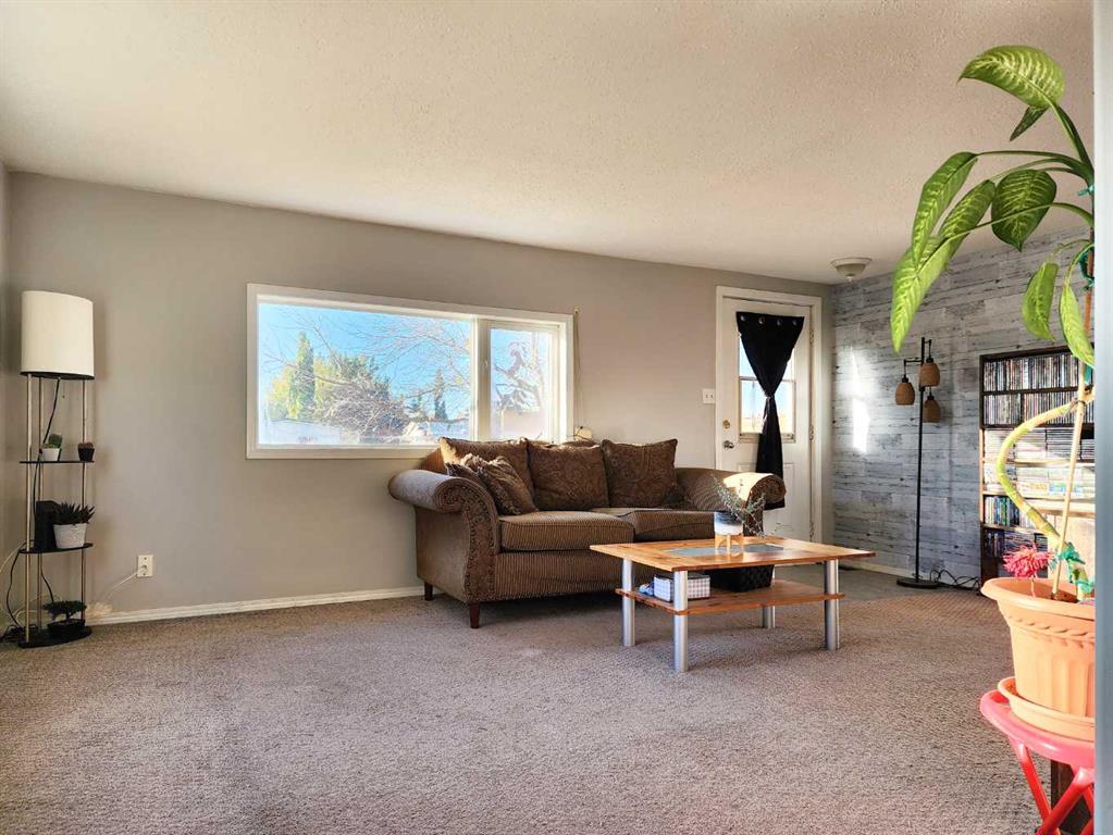 Picture for 34 Willow Road W https://www.cirrealty.ca/reb/ldar/7/A2264887_7.jpg