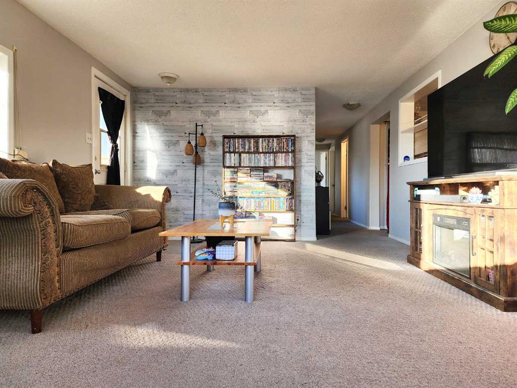 Picture for 34 Willow Road W https://www.cirrealty.ca/reb/ldar/7/A2264887_8.jpg