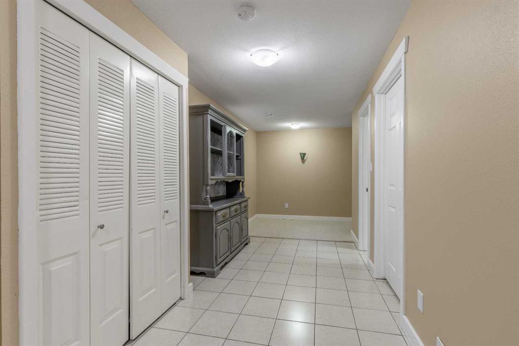 Picture for 326 Stephens Avenue  https://www.cirrealty.ca/reb/ldar/7/A2265547_18.jpg