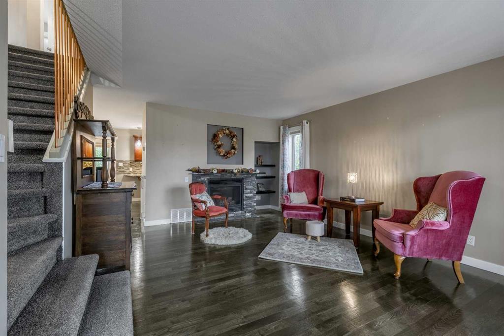 Picture for 326 Stephens Avenue  https://www.cirrealty.ca/reb/ldar/7/A2265547_3.jpg