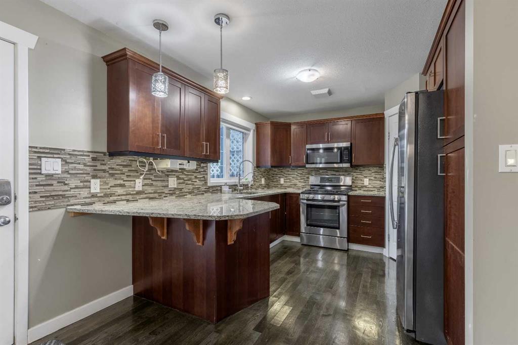 Picture for 326 Stephens Avenue  https://www.cirrealty.ca/reb/ldar/7/A2265547_6.jpg