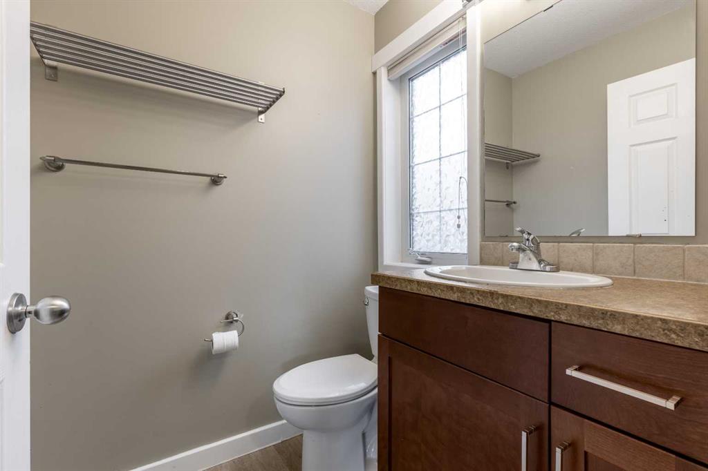 Picture for 326 Stephens Avenue  https://www.cirrealty.ca/reb/ldar/7/A2265547_9.jpg