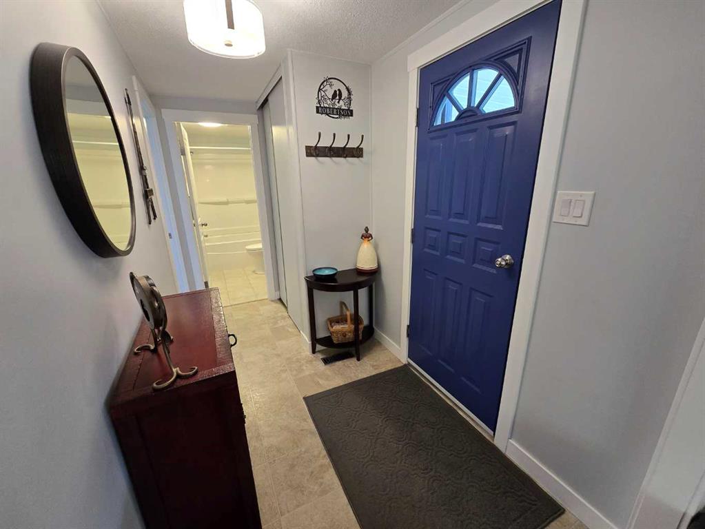 Picture for 2906 30 Avenue S