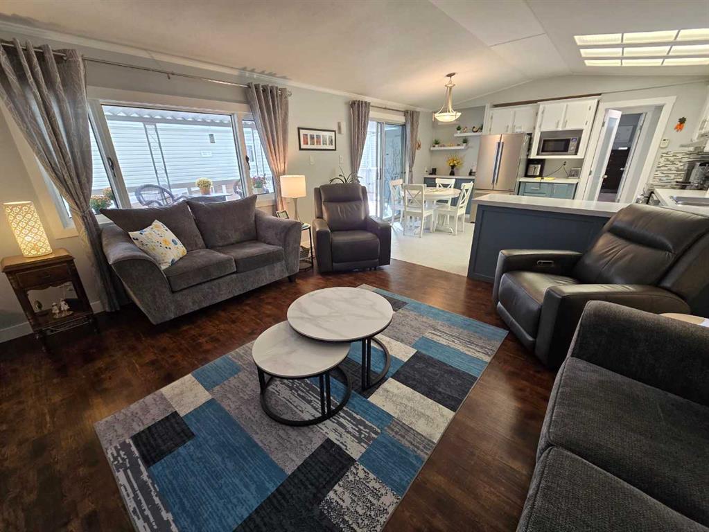 Picture for 2906 30 Avenue S