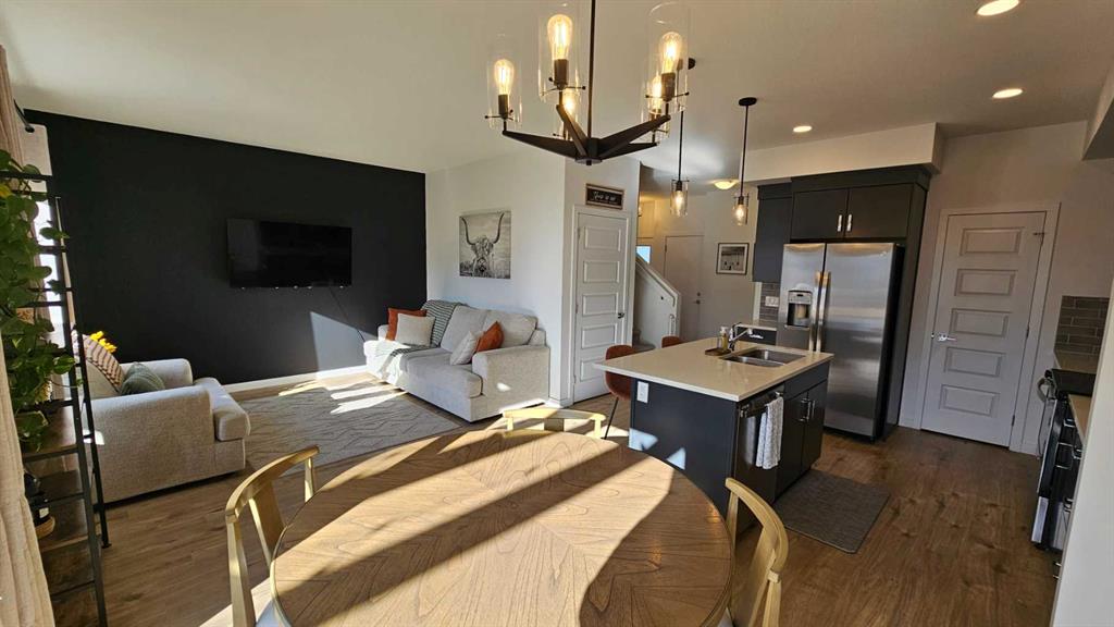 Picture for 346 Miners Chase W