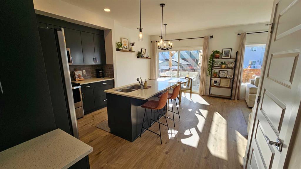 Picture for 346 Miners Chase W