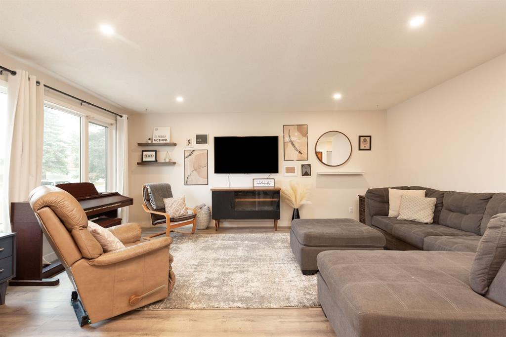 Picture for 2132 24 Avenue 