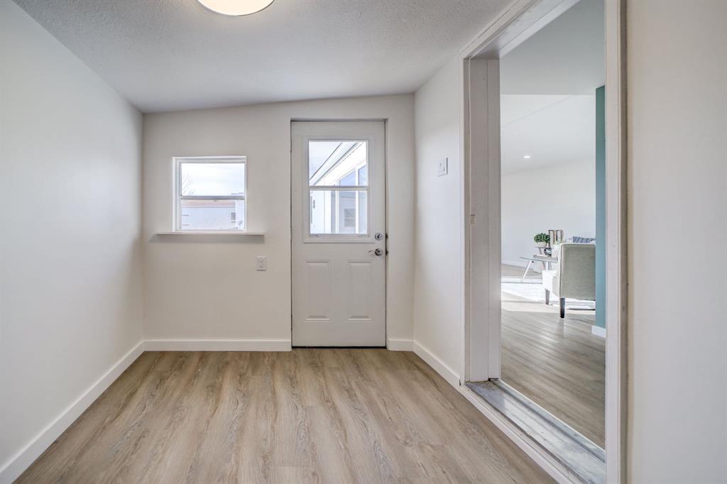 Picture for 319 Minto Street 