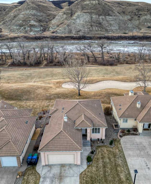 Picture for 325 Canyon Boulevard W