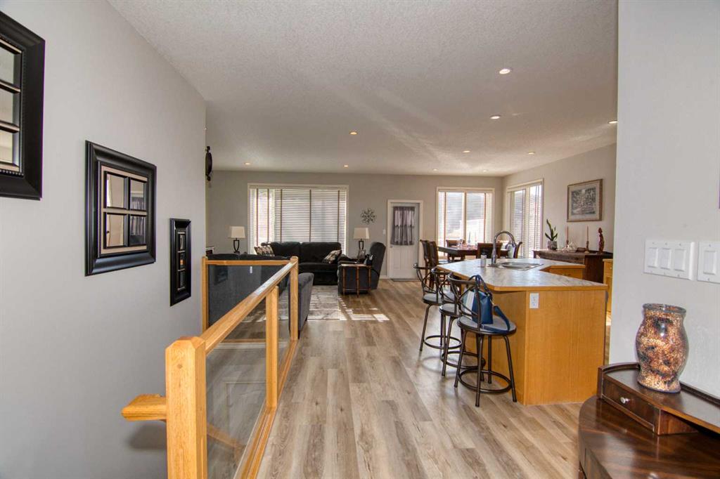 Picture for 325 Canyon Boulevard W