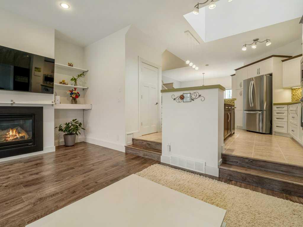 Picture for 406 Twinriver Road W