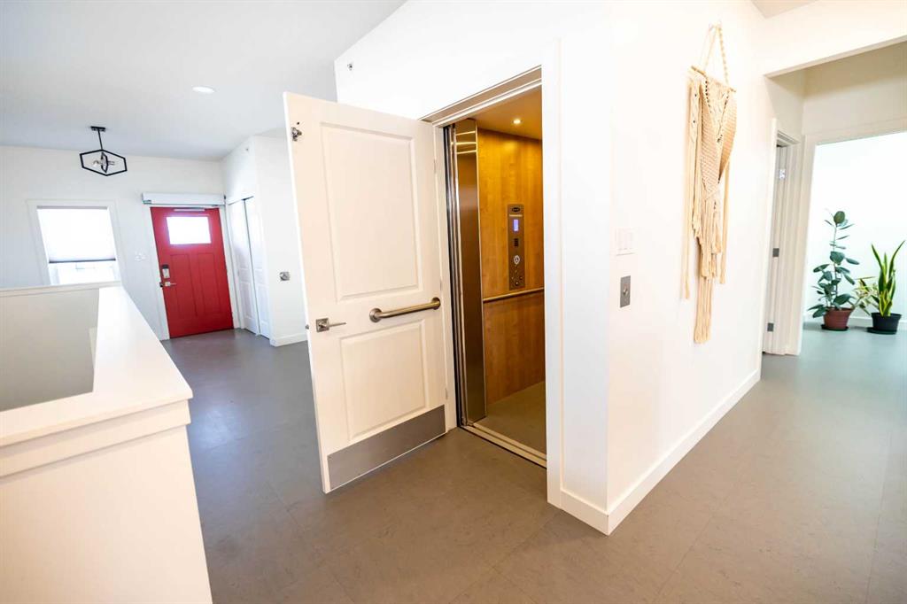 Picture for 108 Gateway Mews S