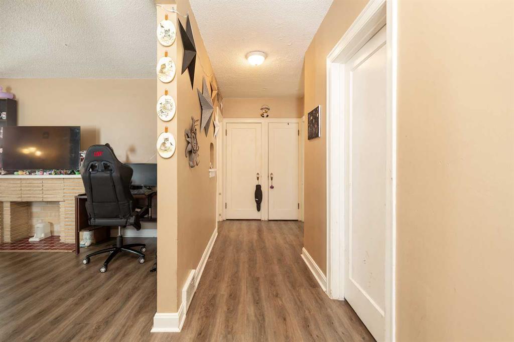 Picture for 920 13 Street S