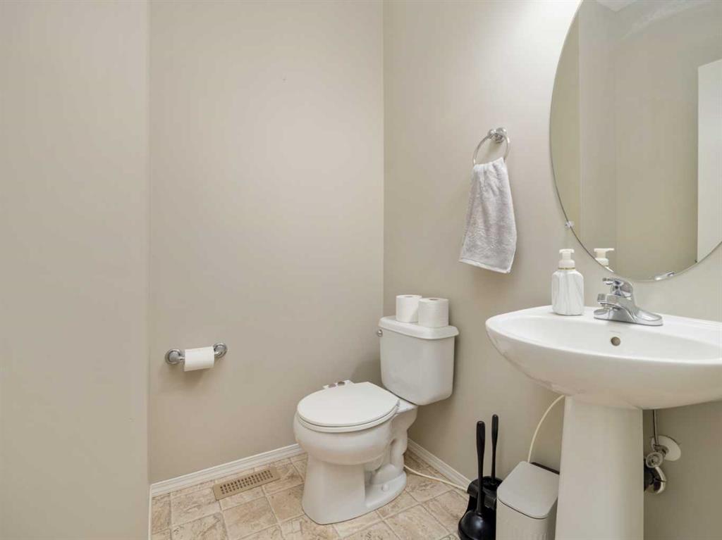 Picture for 28, 295 Blackfoot Road W