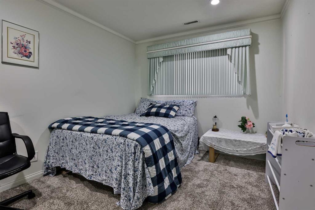 Picture for 201, 2207 8 Avenue  S