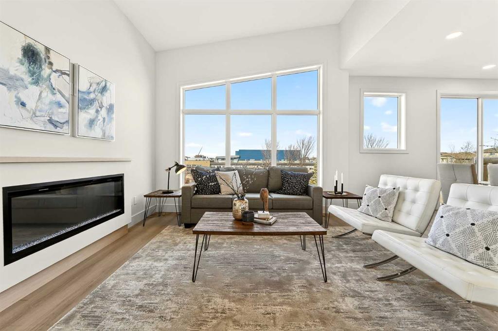 Picture for 63 Miners Road W