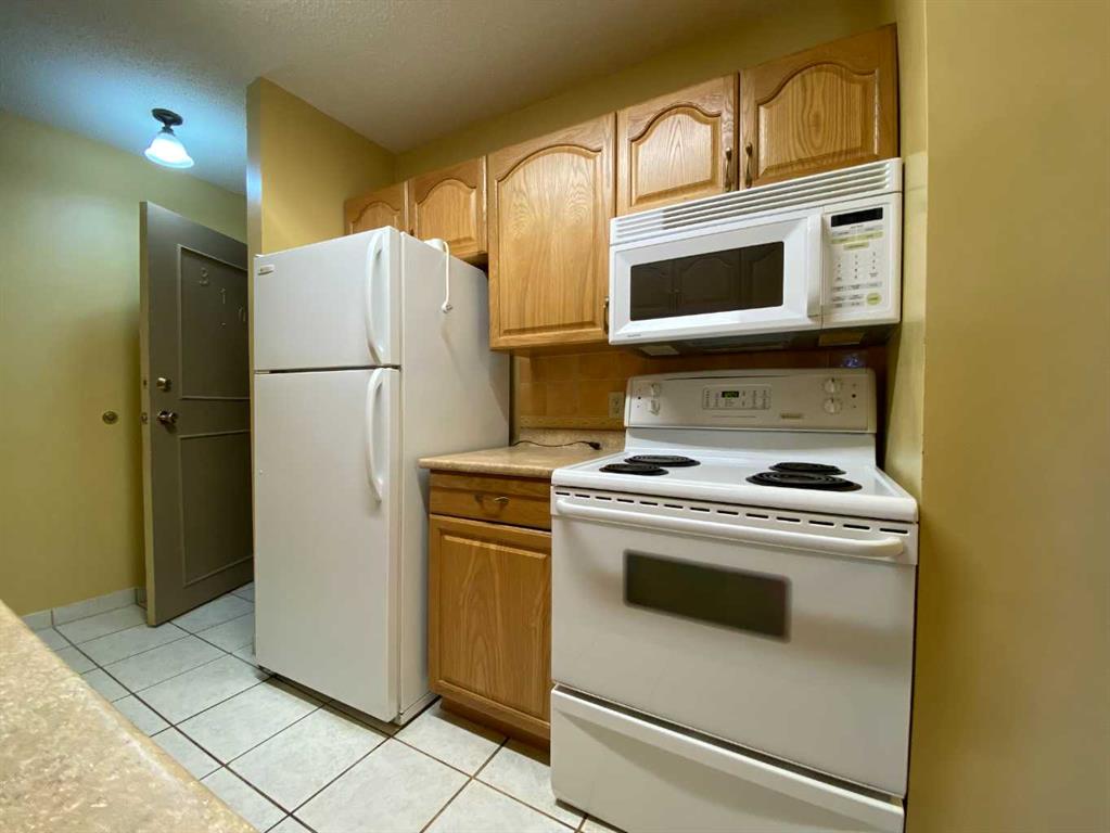 Picture for 310, 8601 22 Avenue 