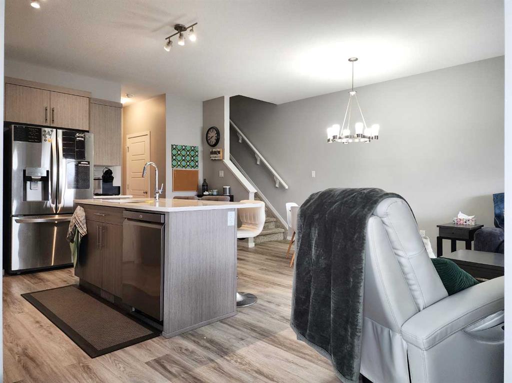 Picture for 502, 210 Firelight Way W