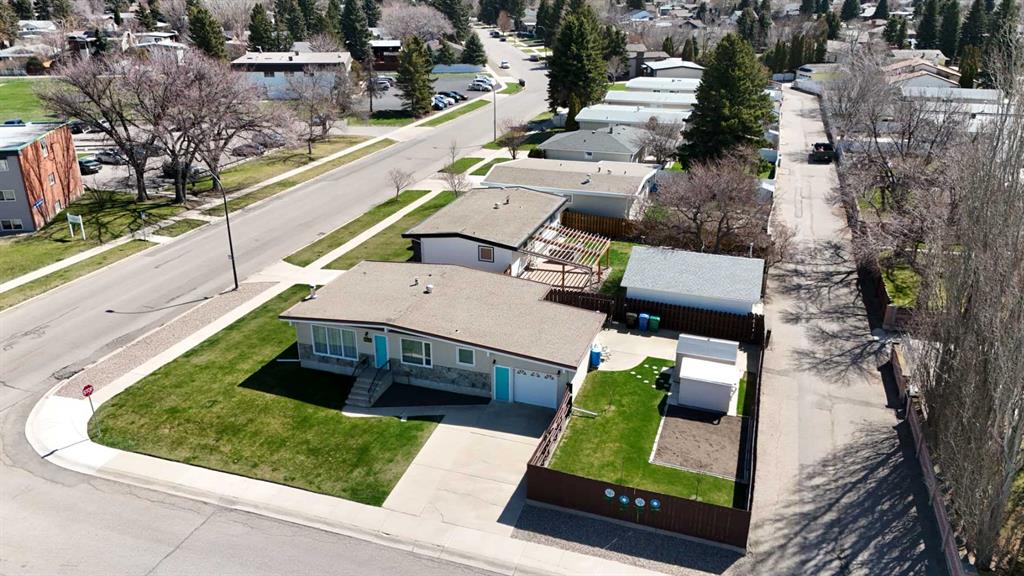 Picture for 1507 Ashgrove Road S