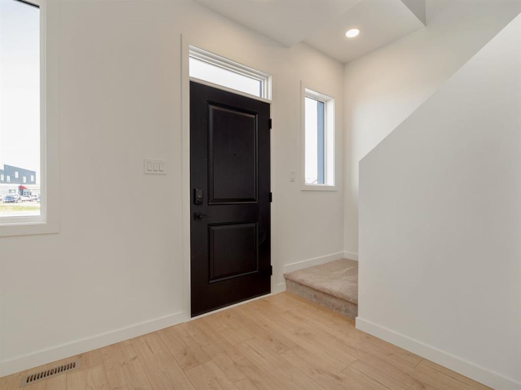 Picture for 1367 Abitibi Road W