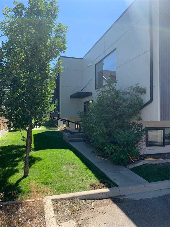 Picture for 902, 35 Aquitania Circle W