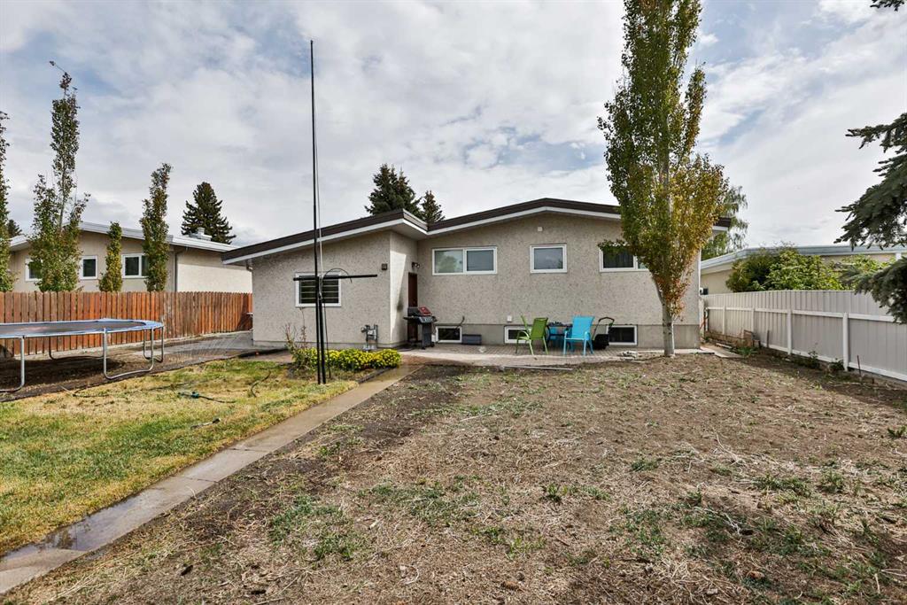 Picture for 1713 14 Avenue  N